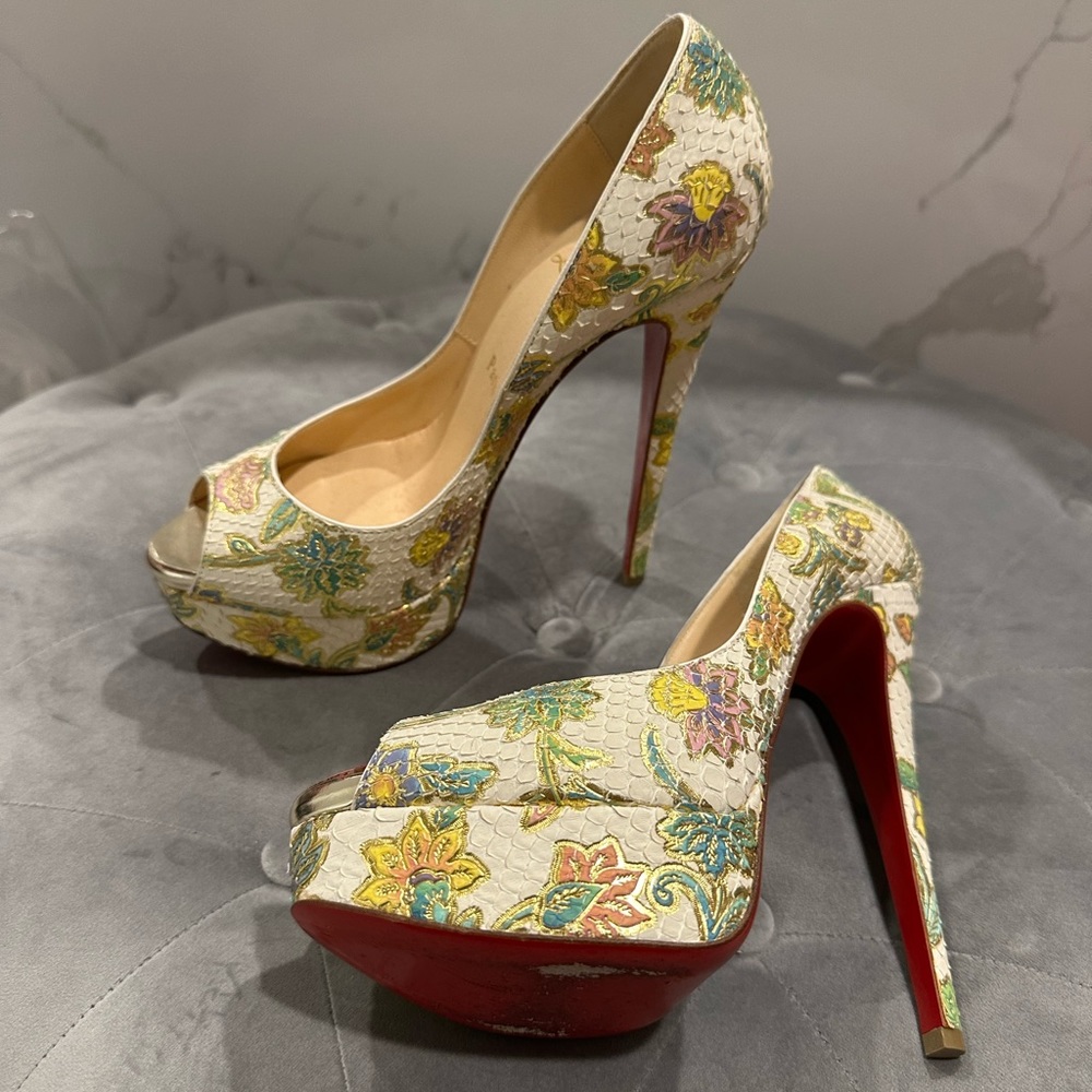 Christian Louboutin Lady Peep In Python Size 37 - image 3